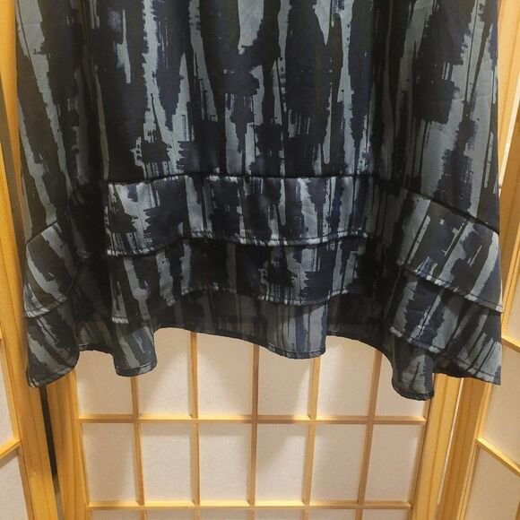 Apostrophe Womens Blue Ruffled Bottom Semi Sheer Tank/Blouse Sz M - Picture 3 of 8